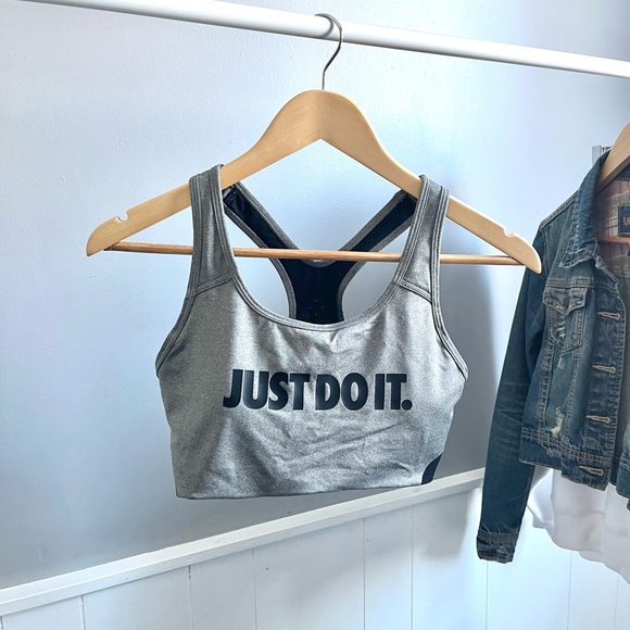 Nike JUST DO IT Medium Support Sports Bra - Picture 1 of 5